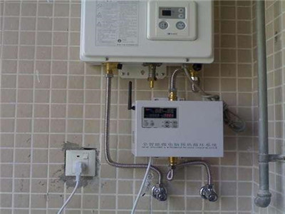 天燃气热水器管道安装