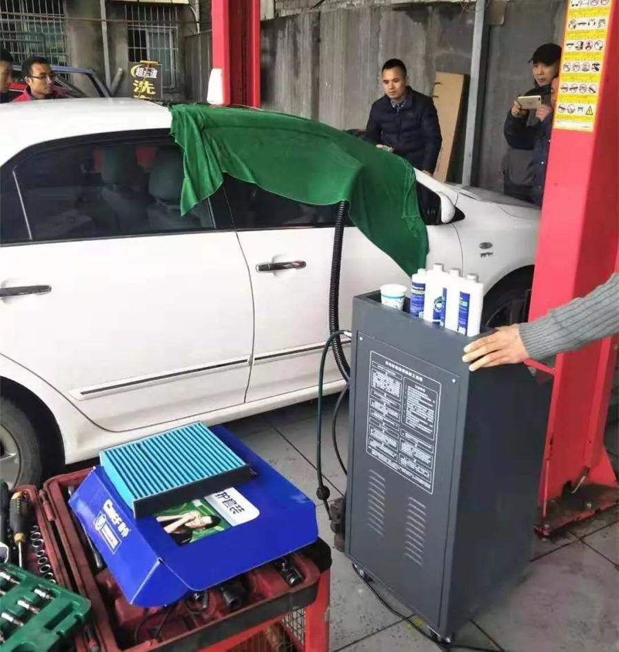 车上有异味,清洗空调蒸发箱可行吗?-都知道吗