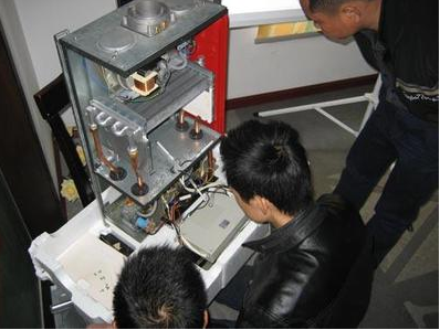 如何分析万和壁挂炉工作原理