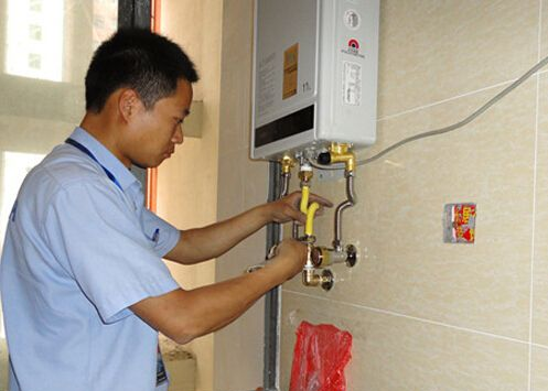 万和热水器出现故障，热水出口温度85℃以上的解