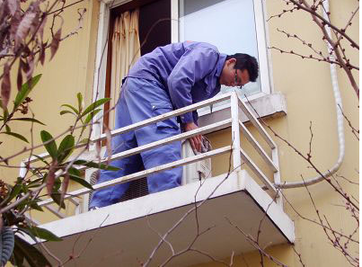 格兰仕空调室内出风口温度过高（制热）故障排
