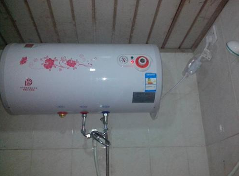 新装方太热水器，如何通入燃气试运行？