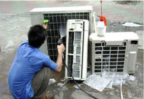 海信空调回气管碰到压缩机导致室外机高频运行